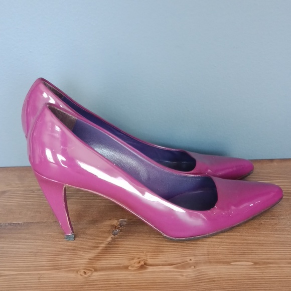 Prada pointed toe heels - Picture 2 of 8